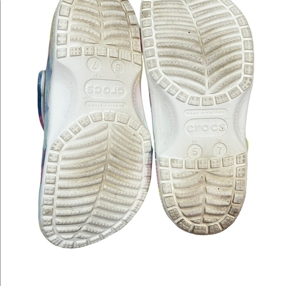 Crocs Unisex Clogs Shoes Yellow Blue Tie Dye Slip On Slingback Cut Out M5/W7 - Picture 4 of 7